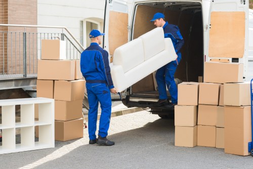 Flexible storage unit options for growing businesses