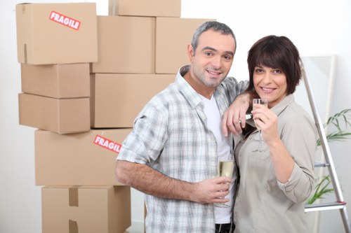 Combined removals and storage service for homes and businesses